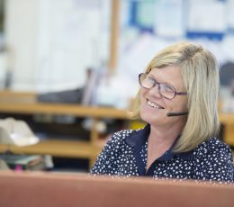 Female call centre staff