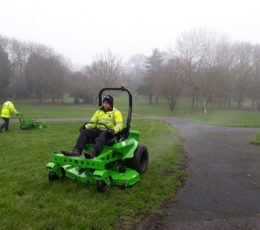Electric lawn mower