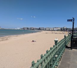 View of the beach at Margate Main Sands