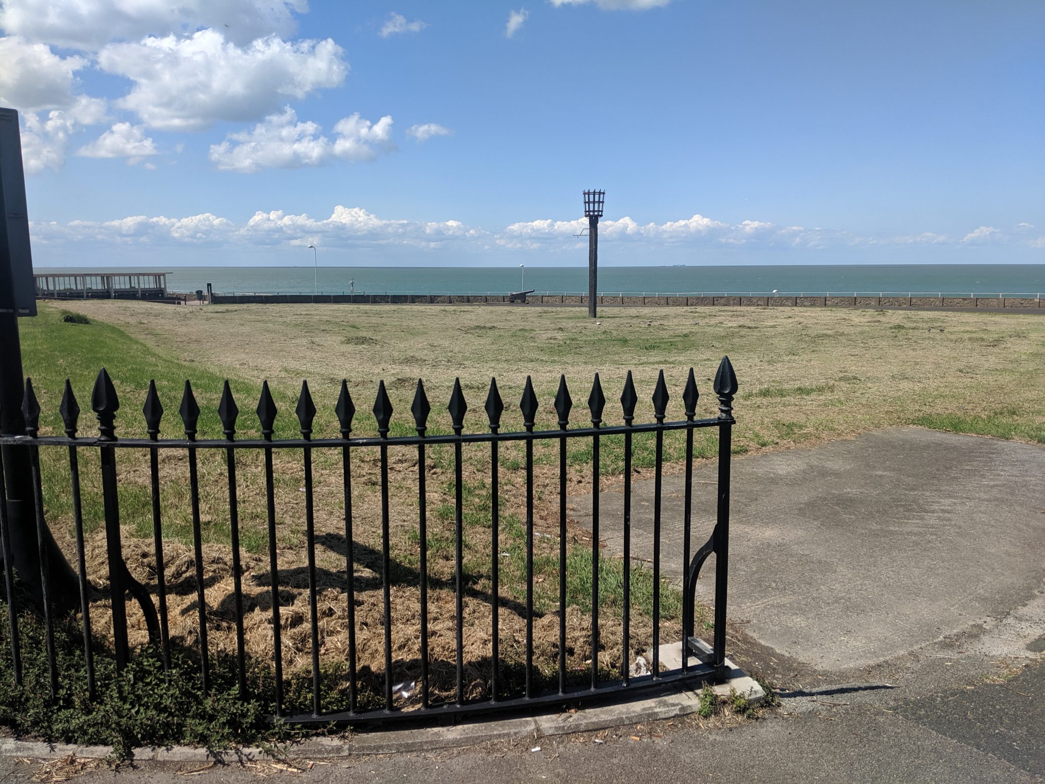 Fort Crescent overlooking the sea