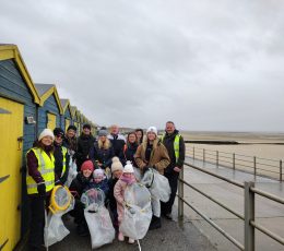 Volunteers litter picking for Thanet District Council